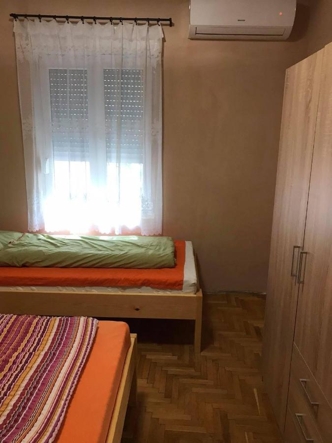 Tahiti Apartman Apartamento Hajdúszoboszló Exterior foto