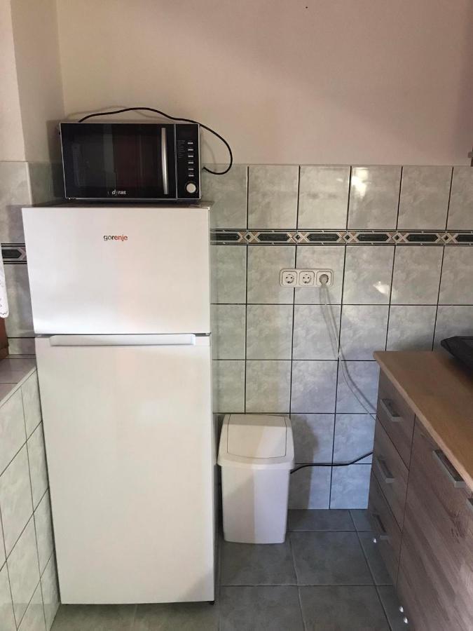 Tahiti Apartman Apartamento Hajdúszoboszló Exterior foto