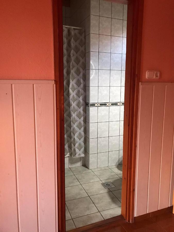 Tahiti Apartman Apartamento Hajdúszoboszló Exterior foto
