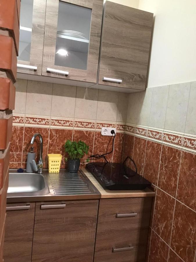 Tahiti Apartman Apartamento Hajdúszoboszló Exterior foto