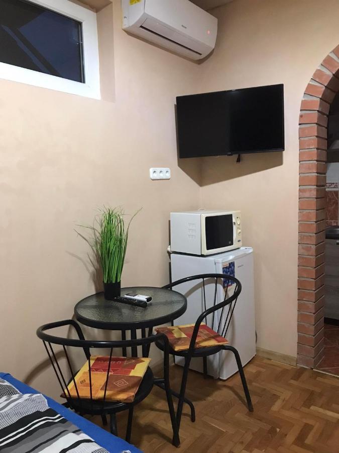 Tahiti Apartman Apartamento Hajdúszoboszló Exterior foto